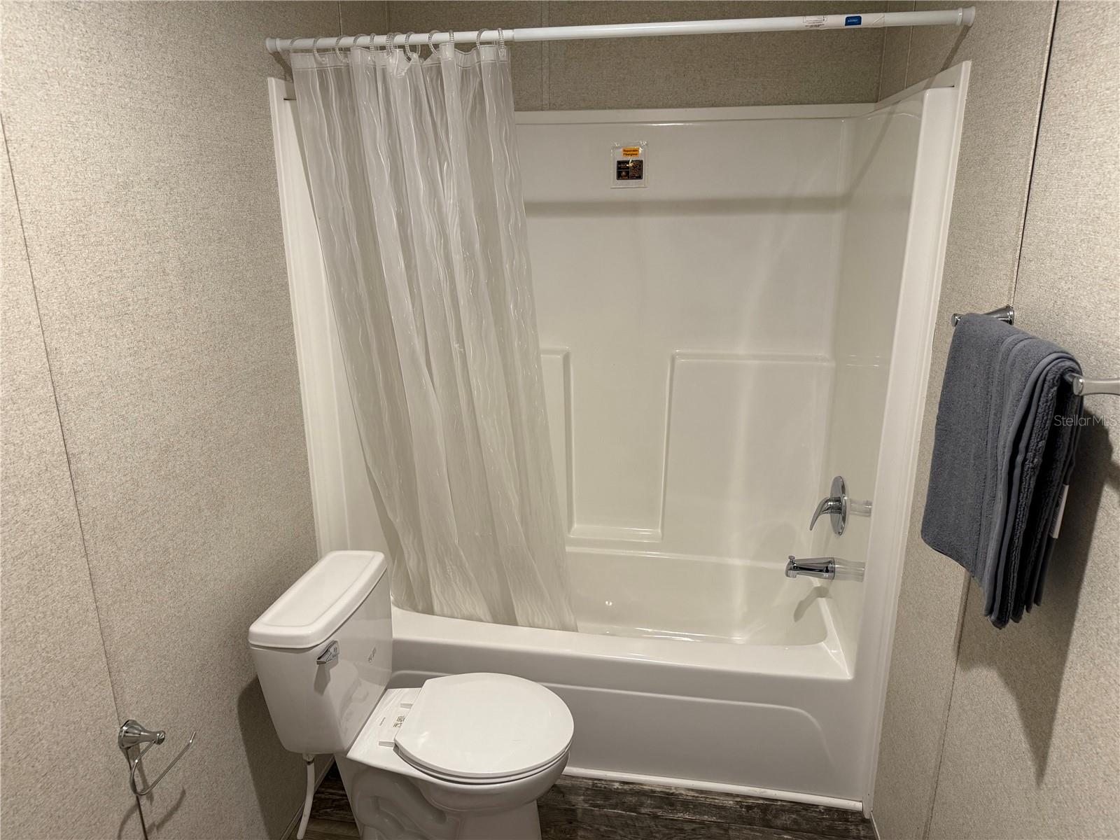 1141 NW 12TH LANE, LAKE PANASOFFKEE, FL, 33538