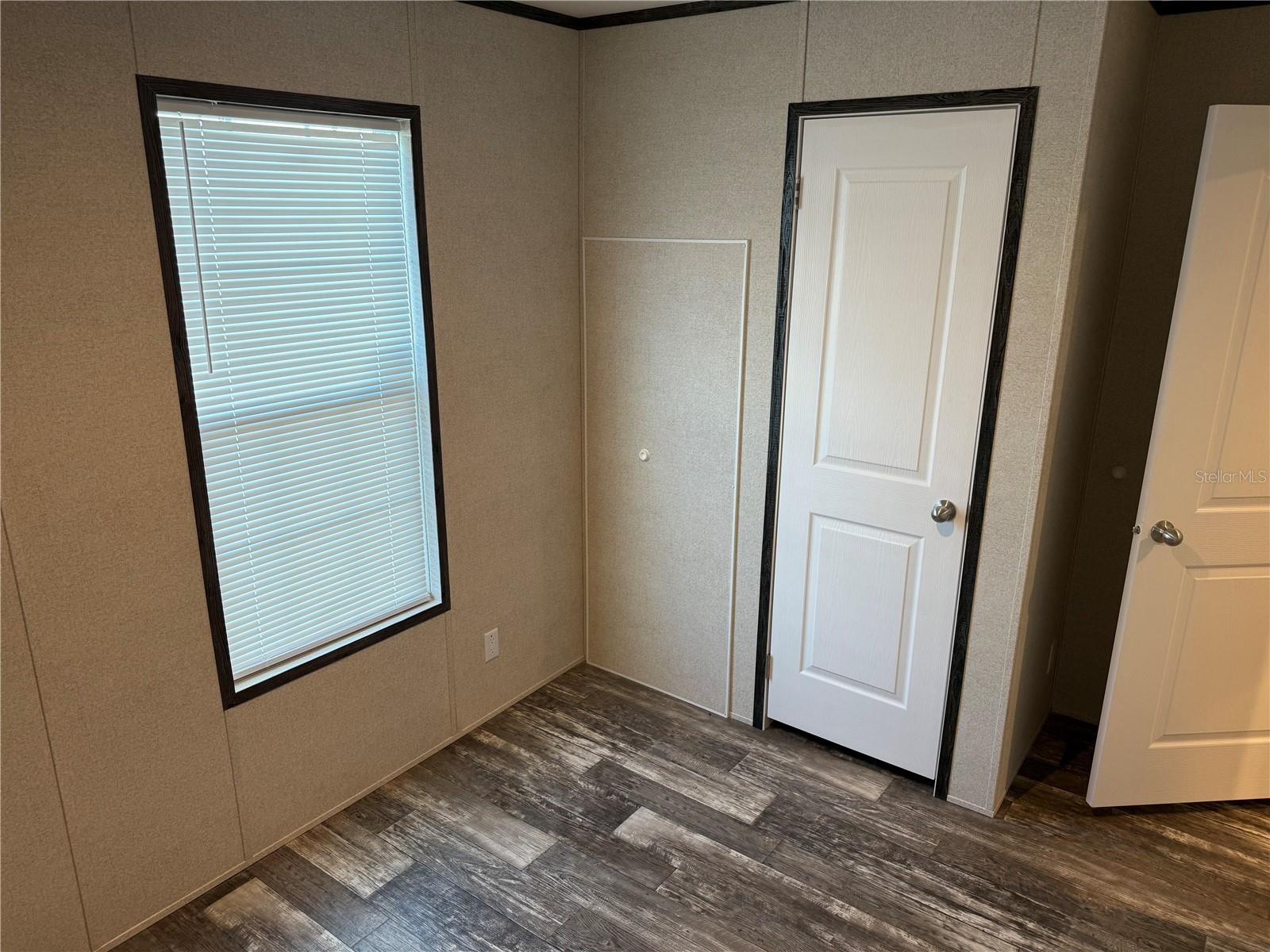 1141 NW 12TH LANE, LAKE PANASOFFKEE, FL, 33538