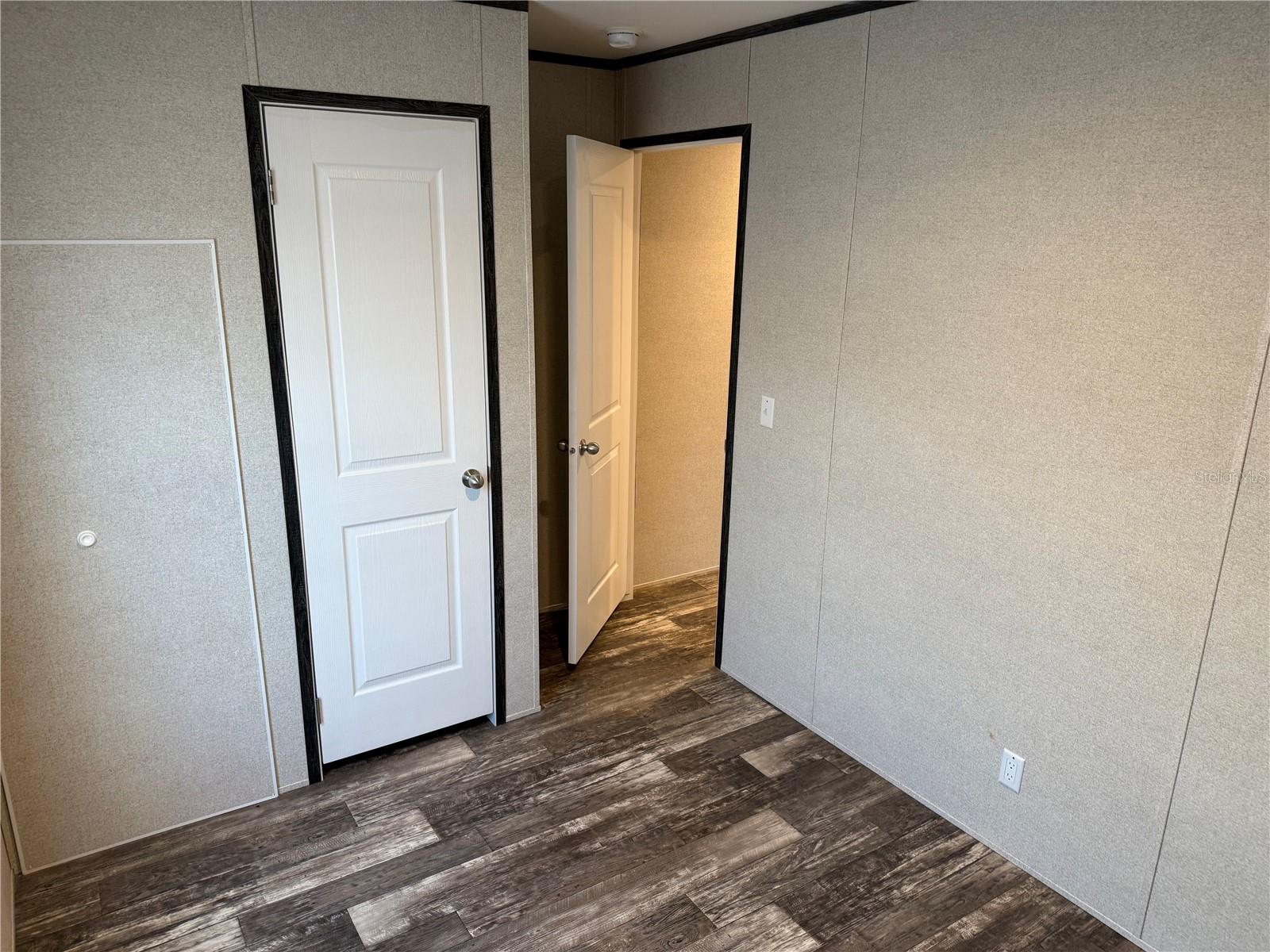 1141 NW 12TH LANE, LAKE PANASOFFKEE, FL, 33538