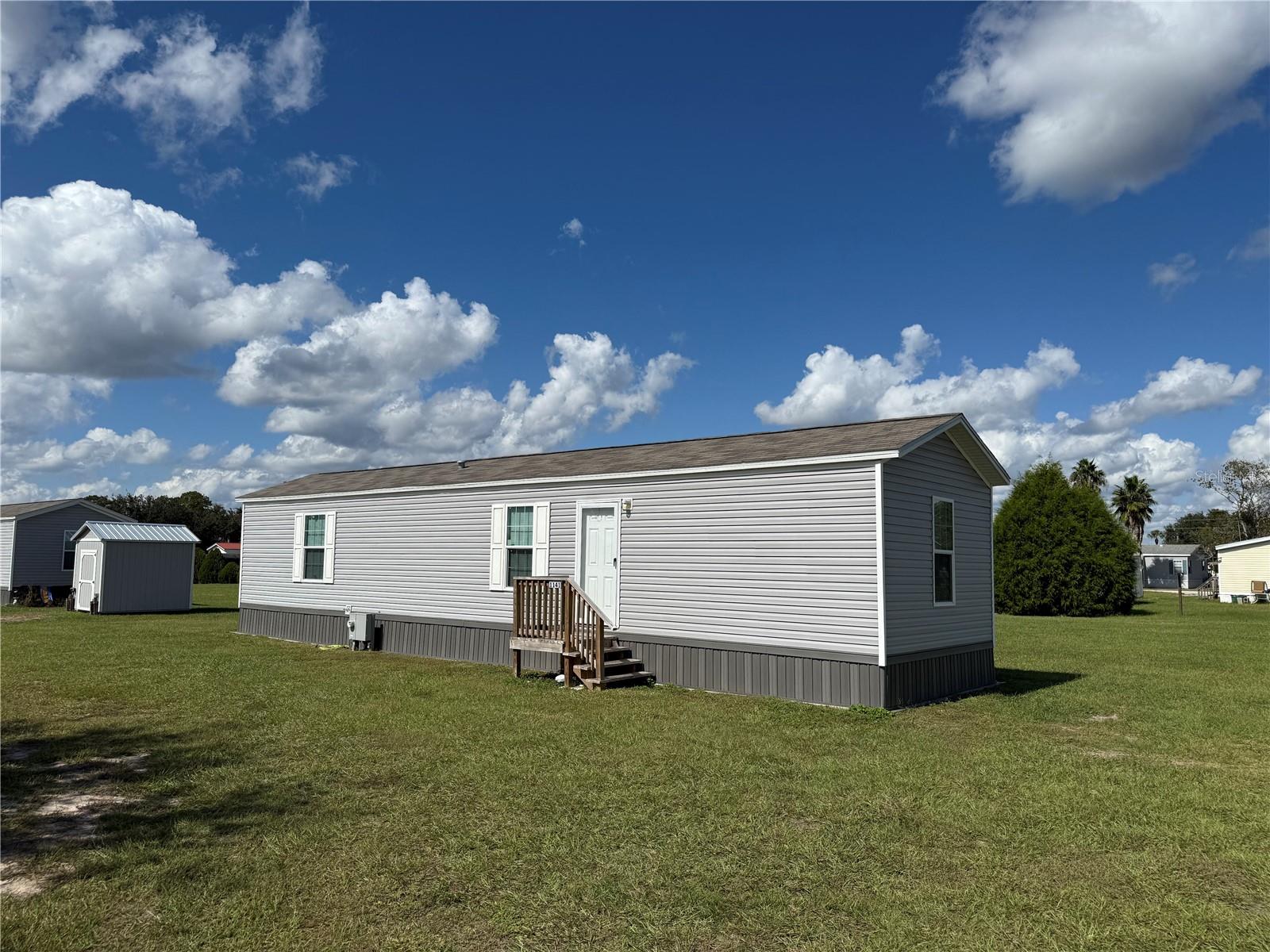 1141 NW 12TH LANE, LAKE PANASOFFKEE, FL, 33538