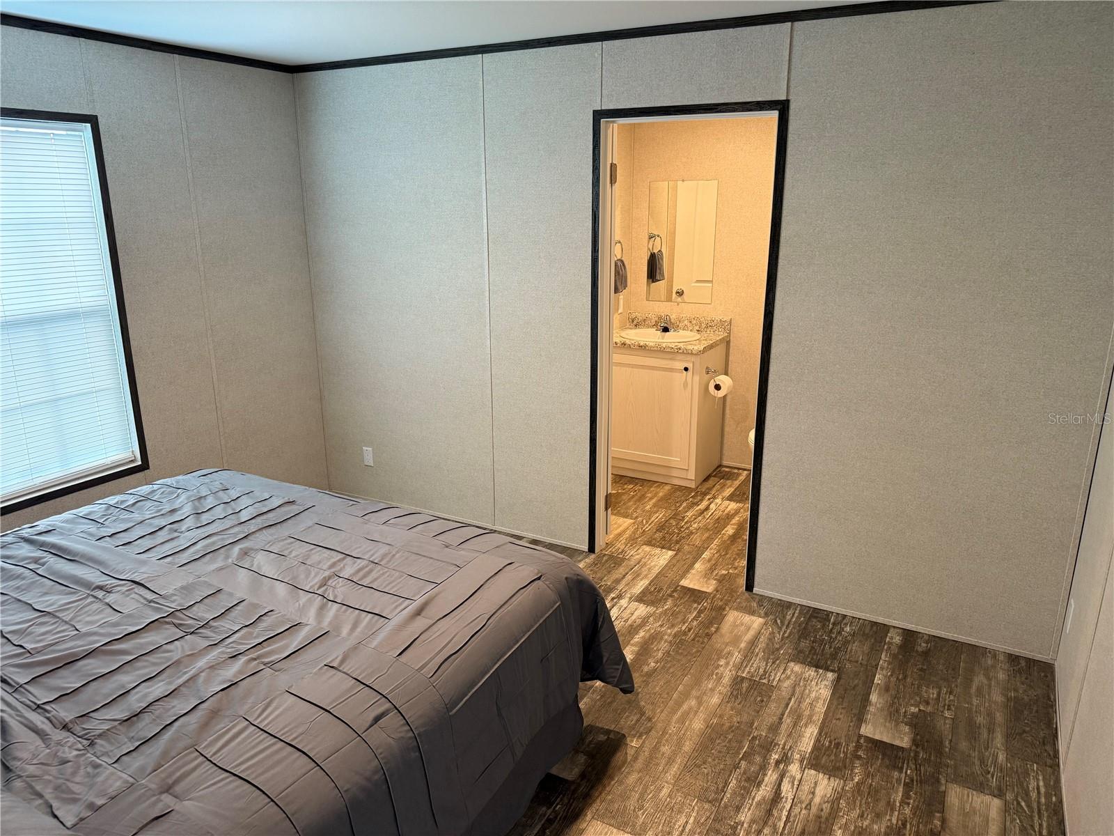 1141 NW 12TH LANE, LAKE PANASOFFKEE, FL, 33538