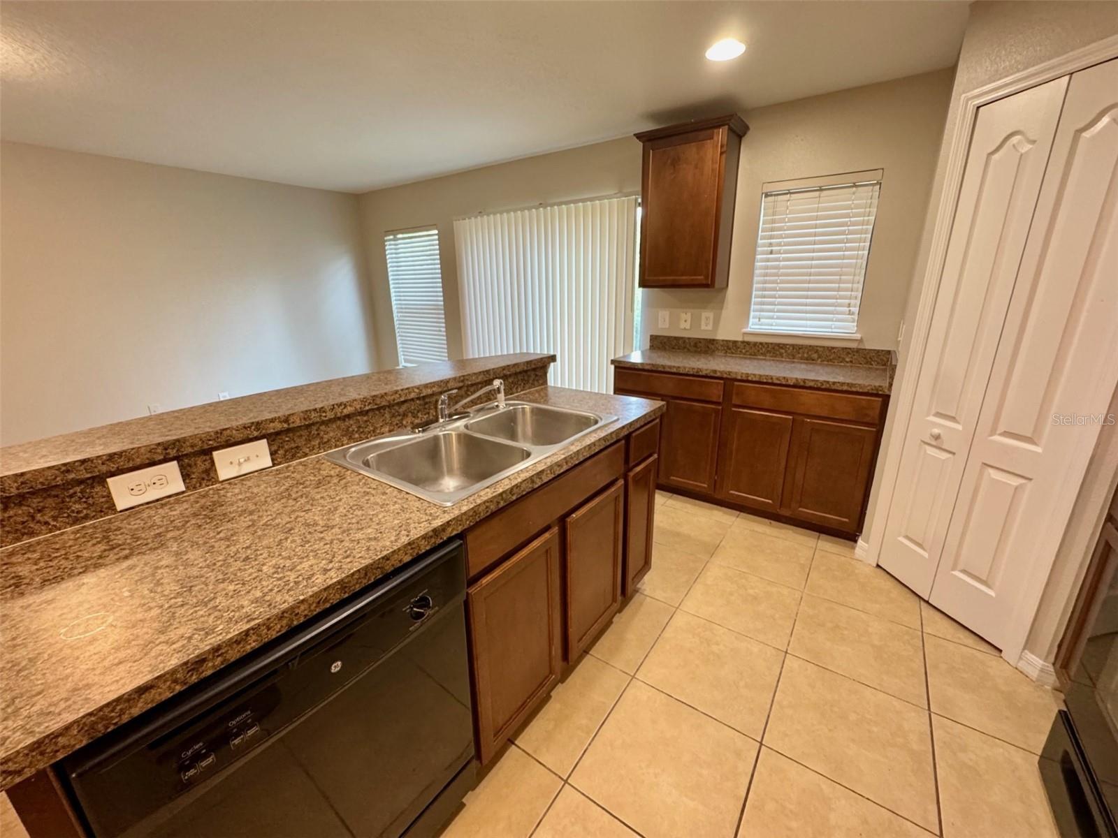 6320 WINDSOR LAKE CIR, SANFORD, FL, 32773