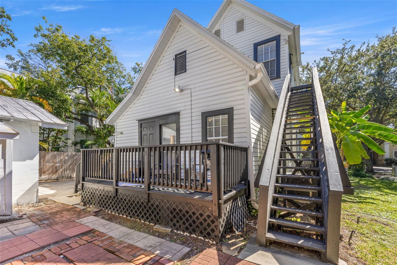 609 W AZEELE ST, TAMPA, FL, 33606