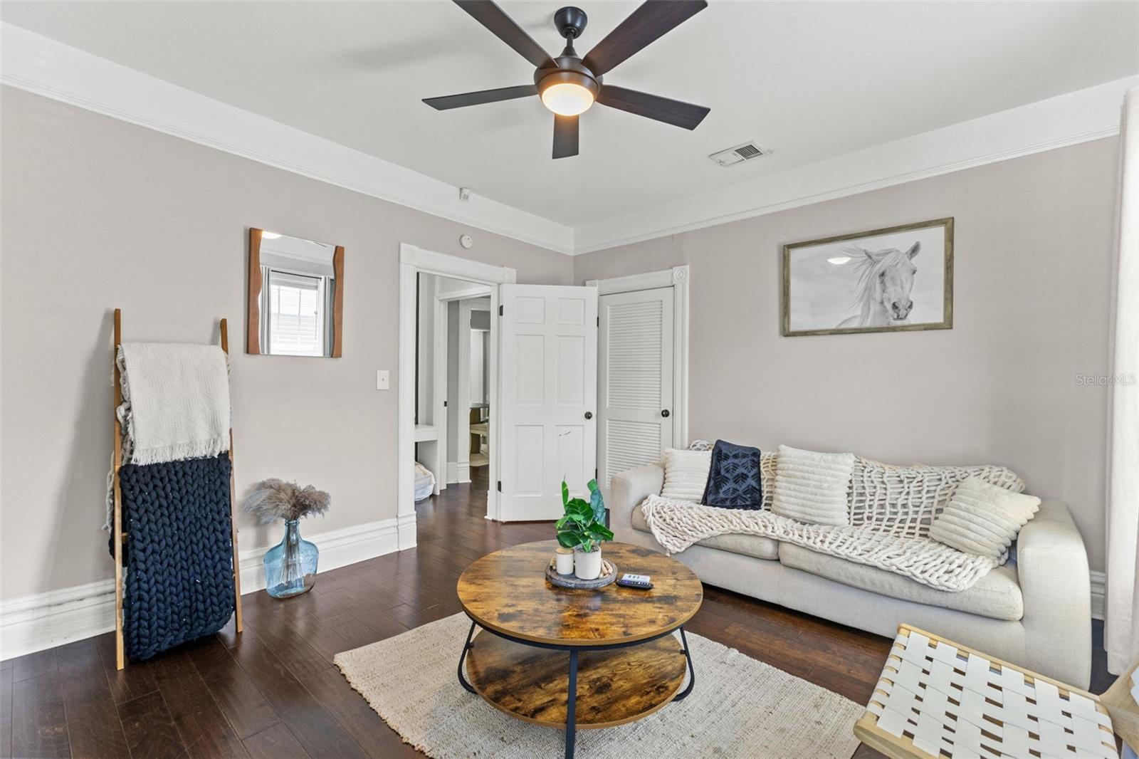 609 W AZEELE ST, TAMPA, FL, 33606