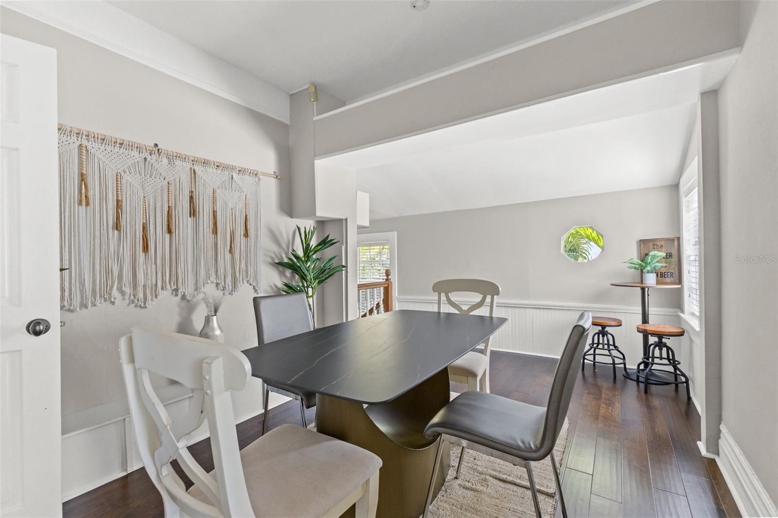 609 W AZEELE ST, TAMPA, FL, 33606