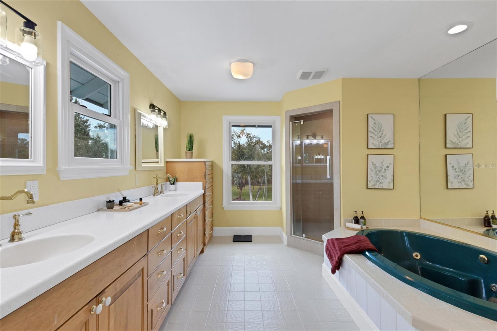 A4669291 Property Photo