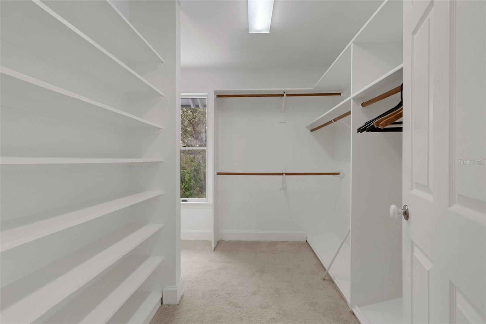 A4669291 Property Photo