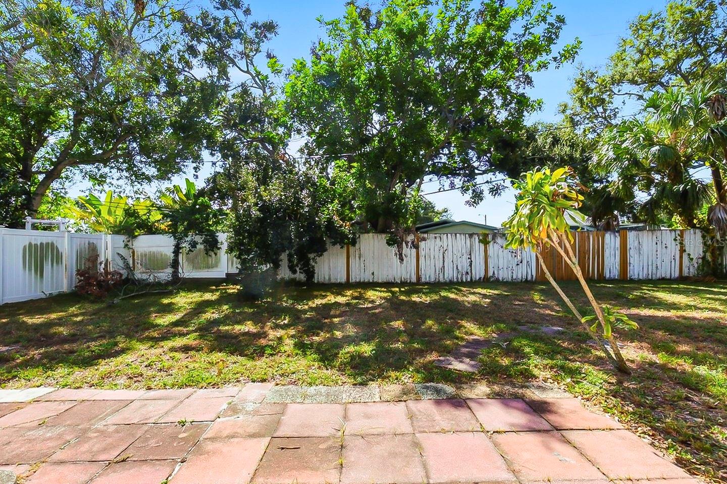 1300 79TH AVE N, ST PETERSBURG, FL, 33702