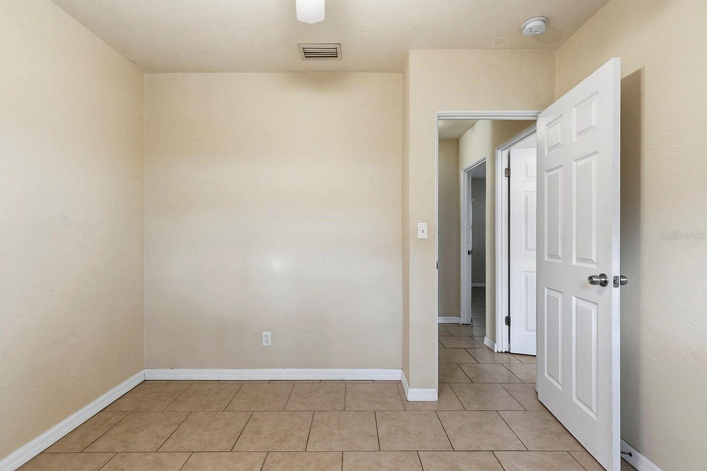 1300 79TH AVE N, ST PETERSBURG, FL, 33702