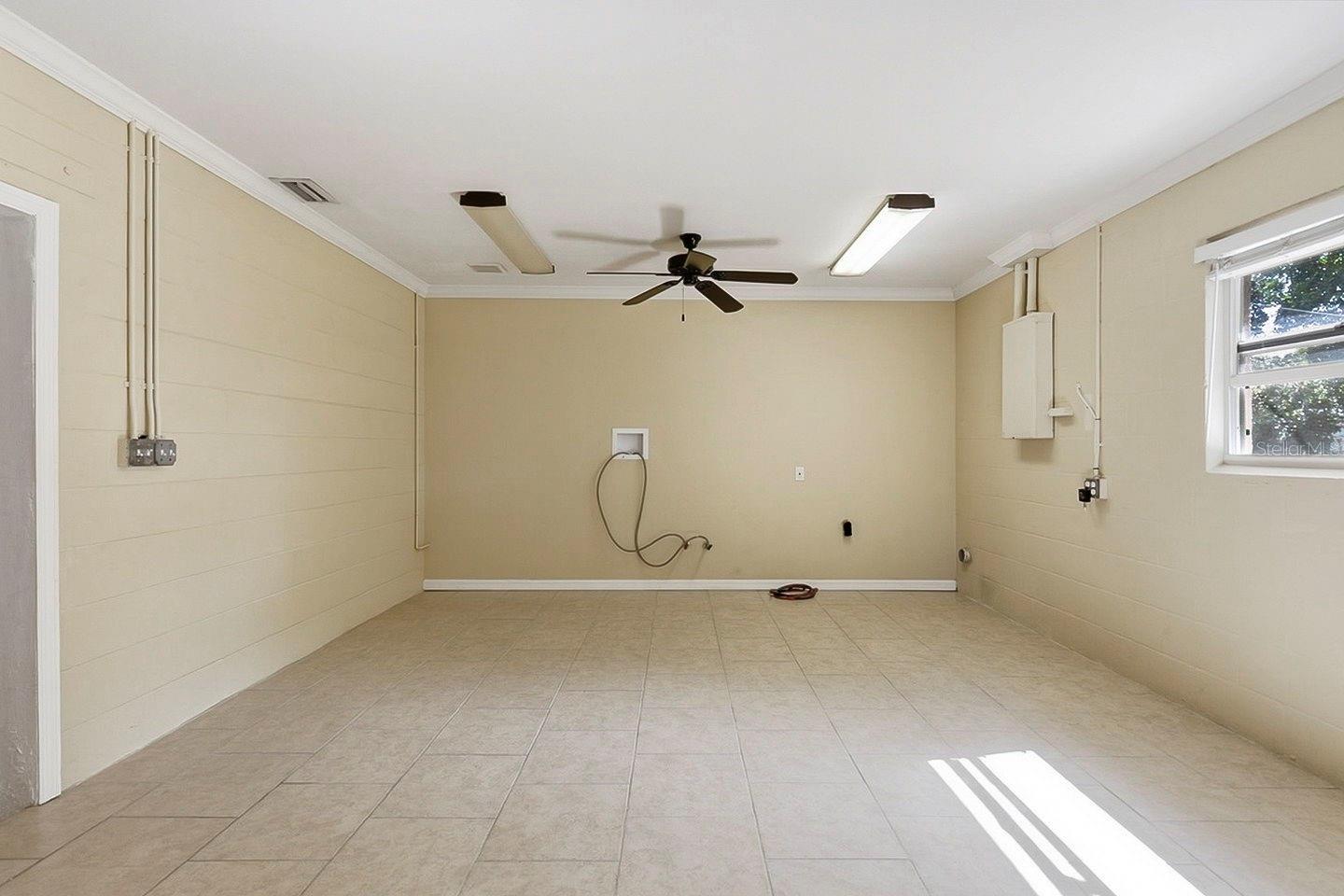 1300 79TH AVE N, ST PETERSBURG, FL, 33702