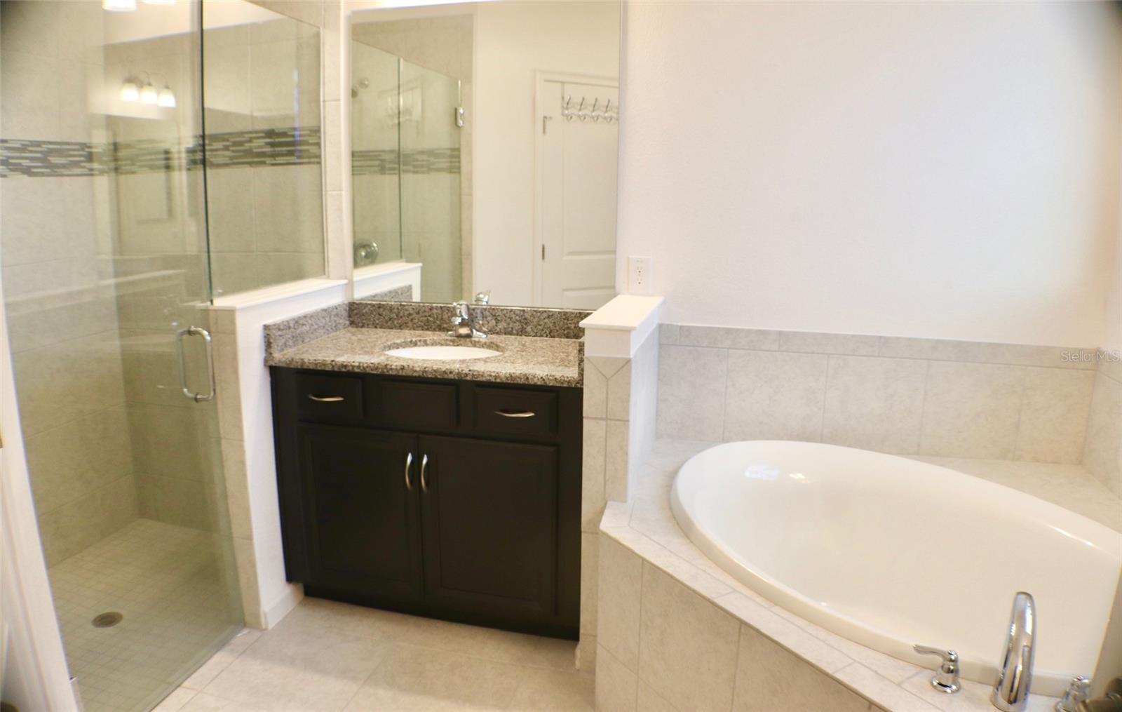 536 SAPPHIRE DR, DAVENPORT, FL, 33837