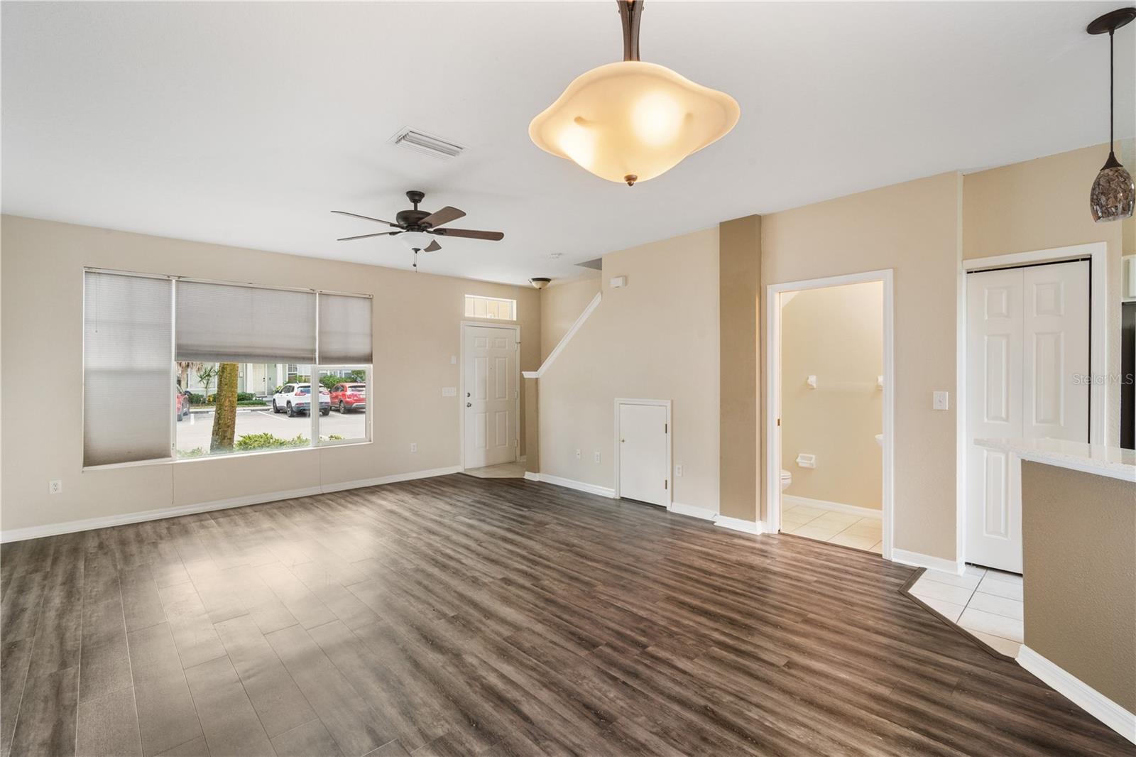 12429 COUNTRY WHITE CIR, TAMPA, FL, 33635