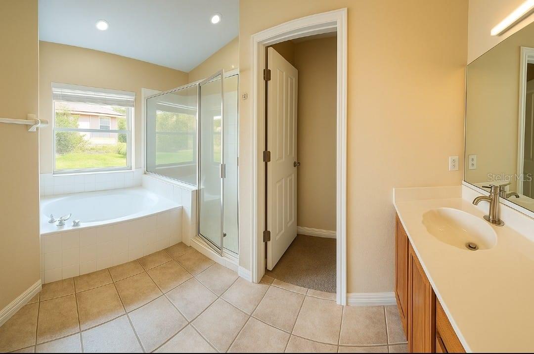 4 ST ANDREWS CT, PALM COAST, FL, 32137