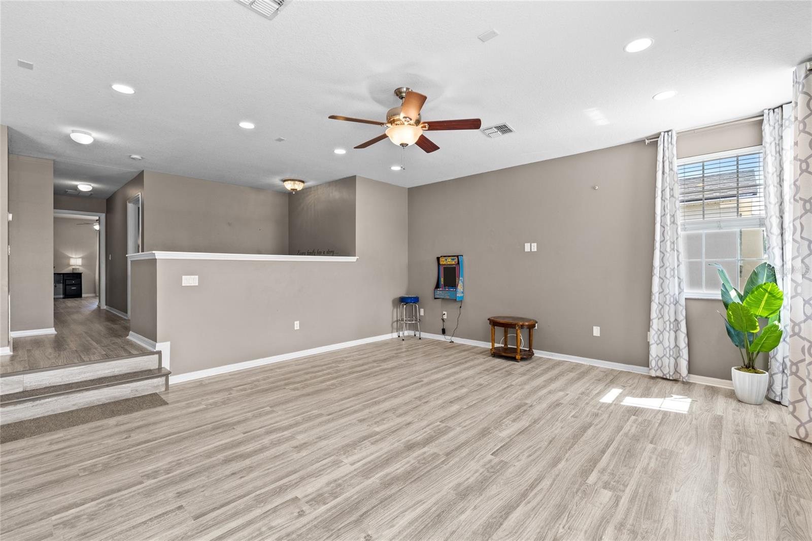 831 LOST GROVE CIR, WINTER GARDEN, FL, 34787