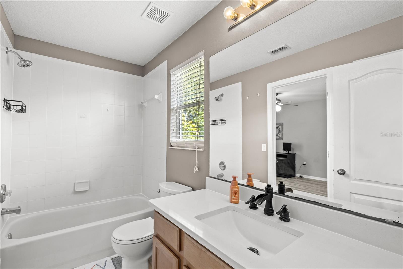 831 LOST GROVE CIR, WINTER GARDEN, FL, 34787