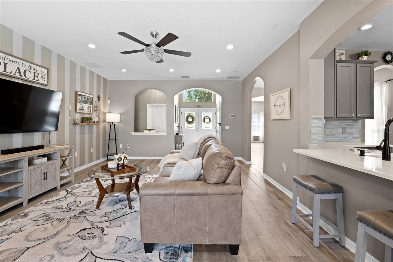 831 LOST GROVE CIR, WINTER GARDEN, FL, 34787