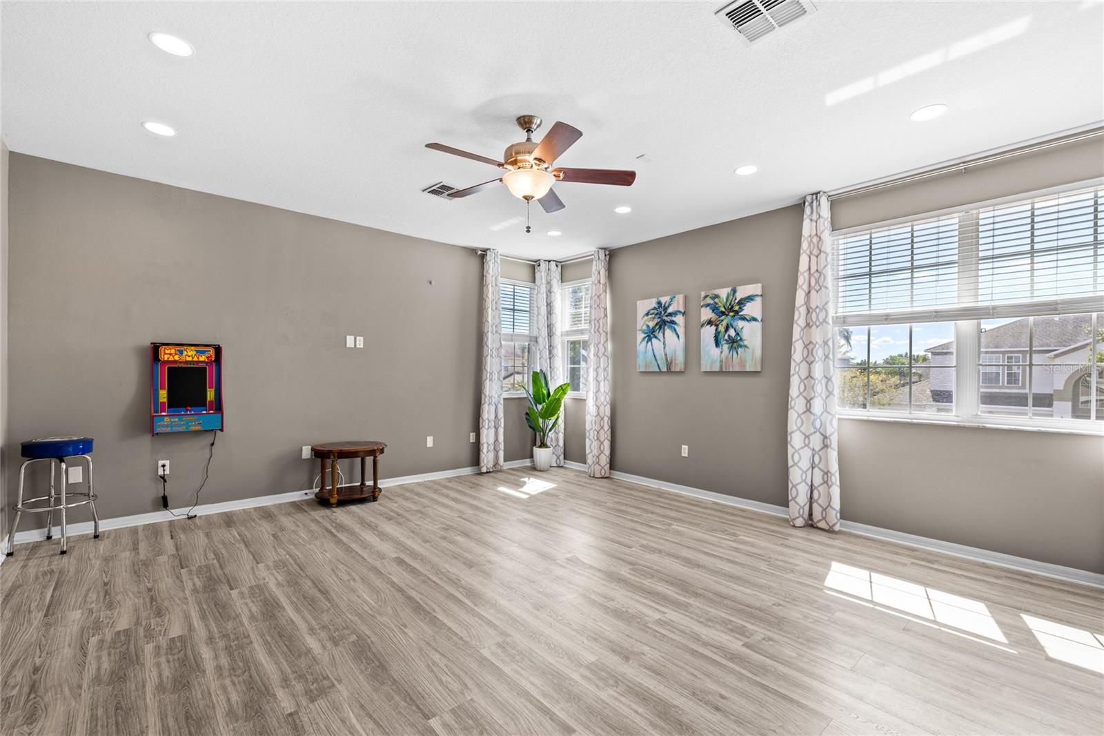 831 LOST GROVE CIR, WINTER GARDEN, FL, 34787