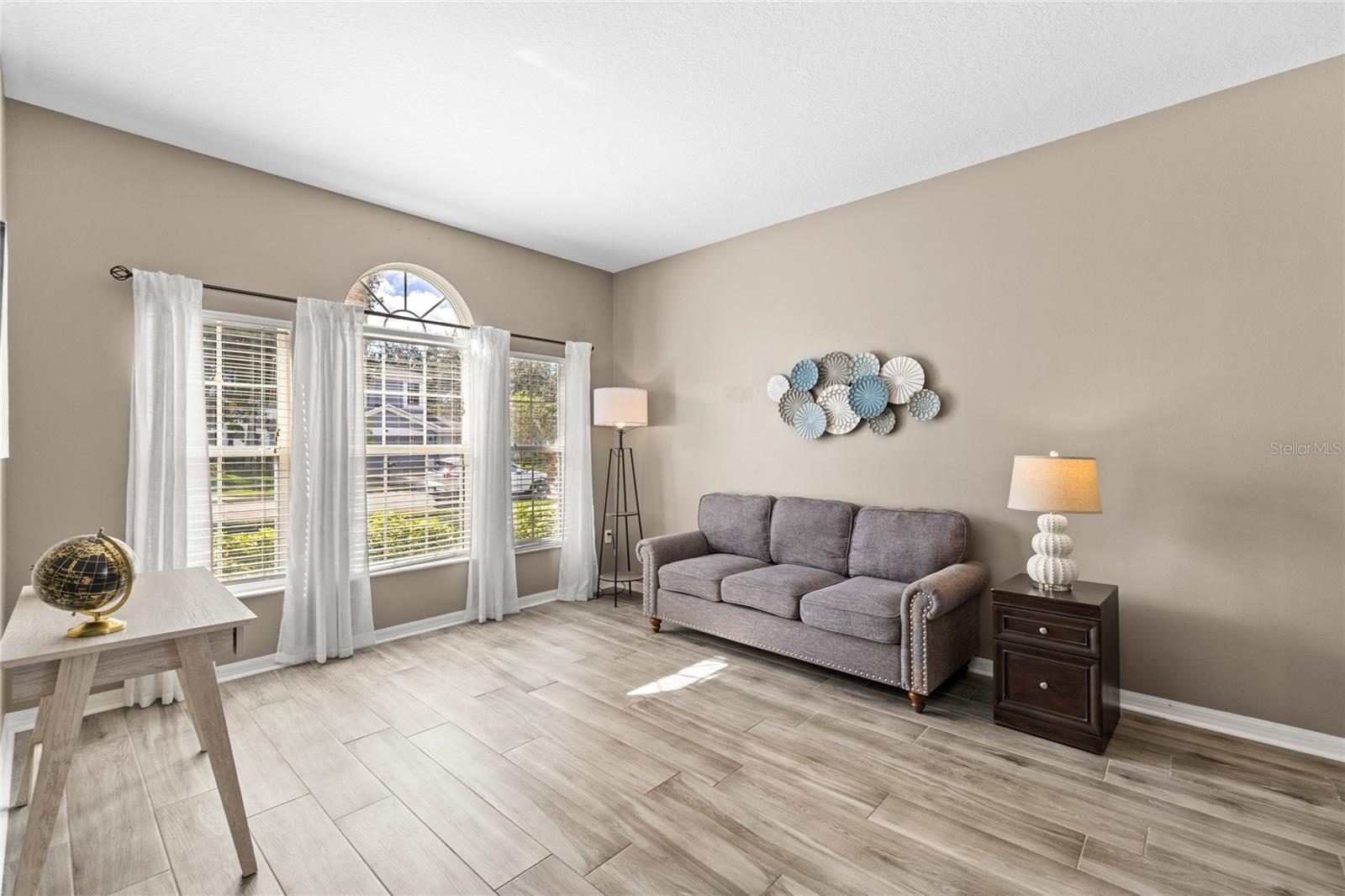 831 LOST GROVE CIR, WINTER GARDEN, FL, 34787