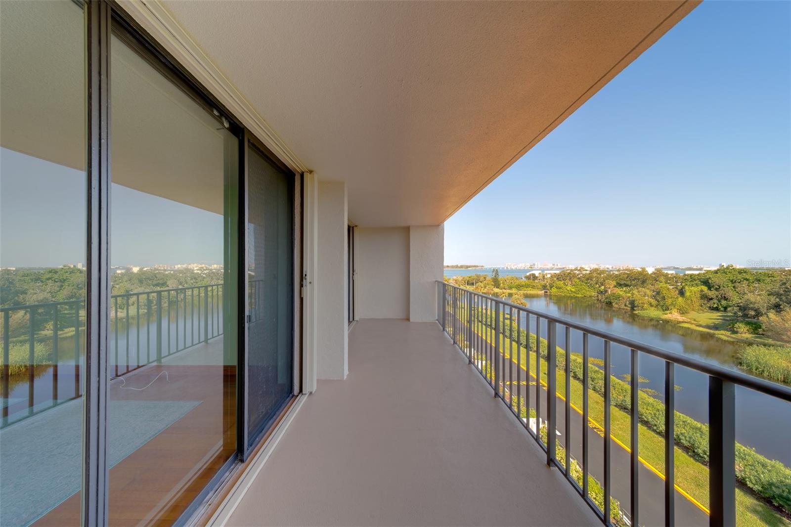 220 BELLEVIEW BLVD #504, BELLEAIR, FL, 33756