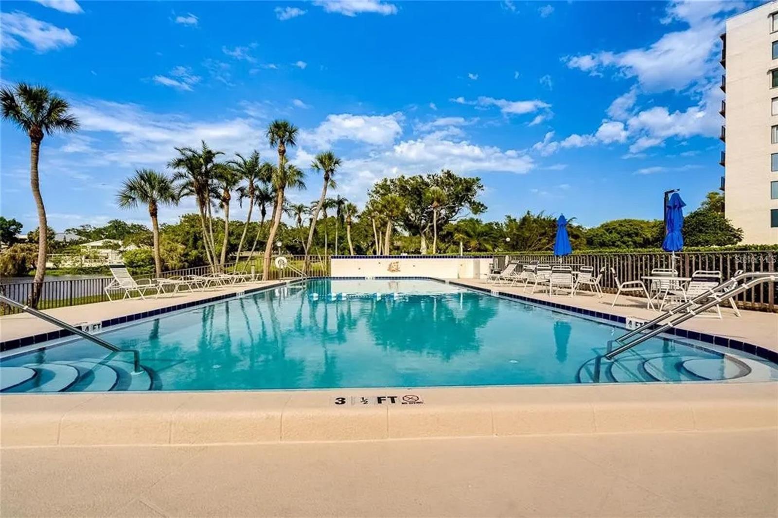 220 BELLEVIEW BLVD #504, BELLEAIR, FL, 33756