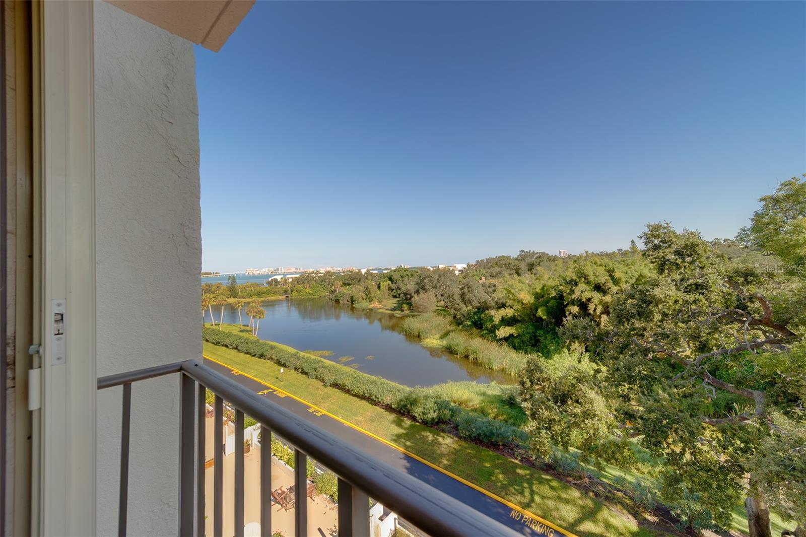 220 BELLEVIEW BLVD #504, BELLEAIR, FL, 33756