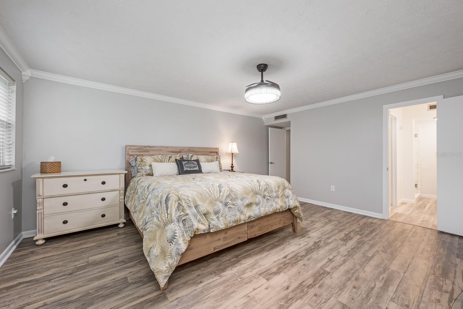 4224 LAKE UNDERHILL RD #8b5, ORLANDO, FL, 32803