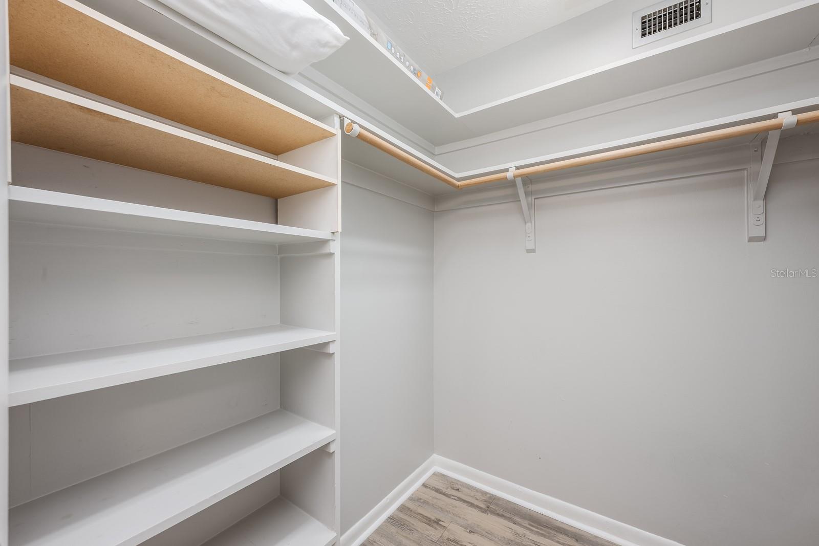 4224 LAKE UNDERHILL RD #8b5, ORLANDO, FL, 32803