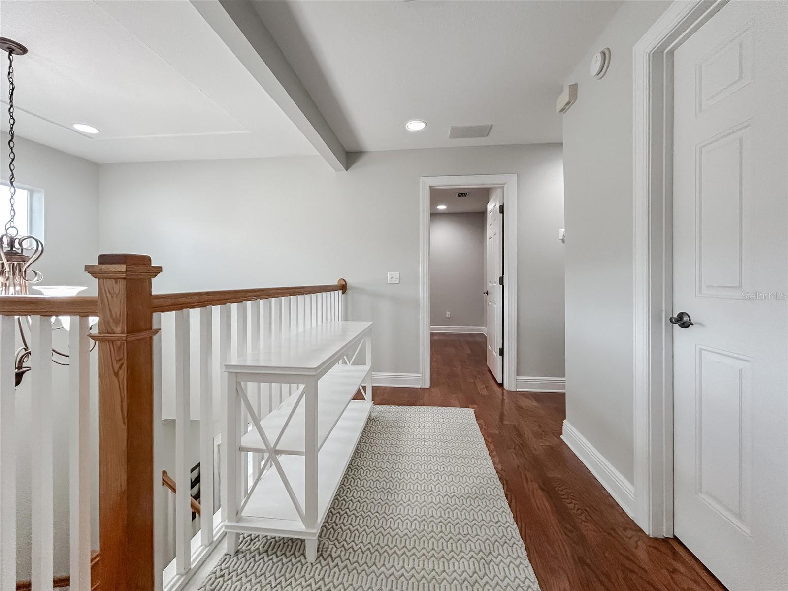 254 VALENCIA CIR, ST PETERSBURG, FL, 33716