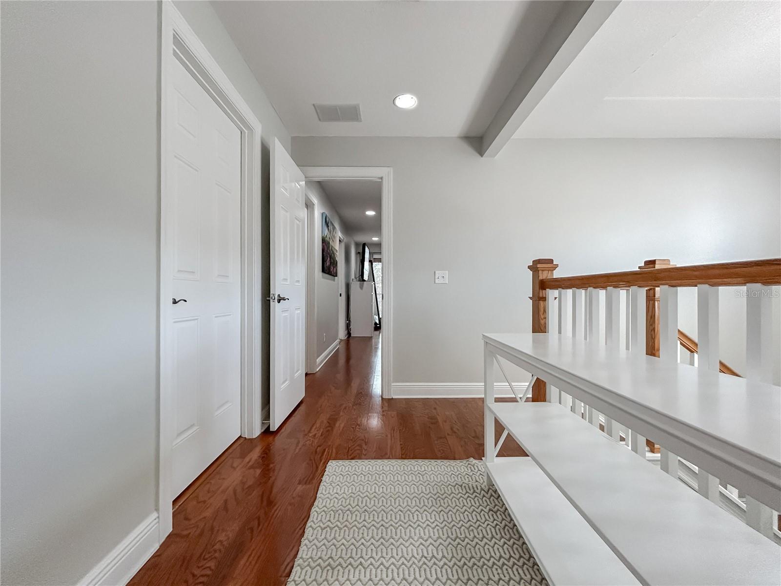 254 VALENCIA CIR, ST PETERSBURG, FL, 33716