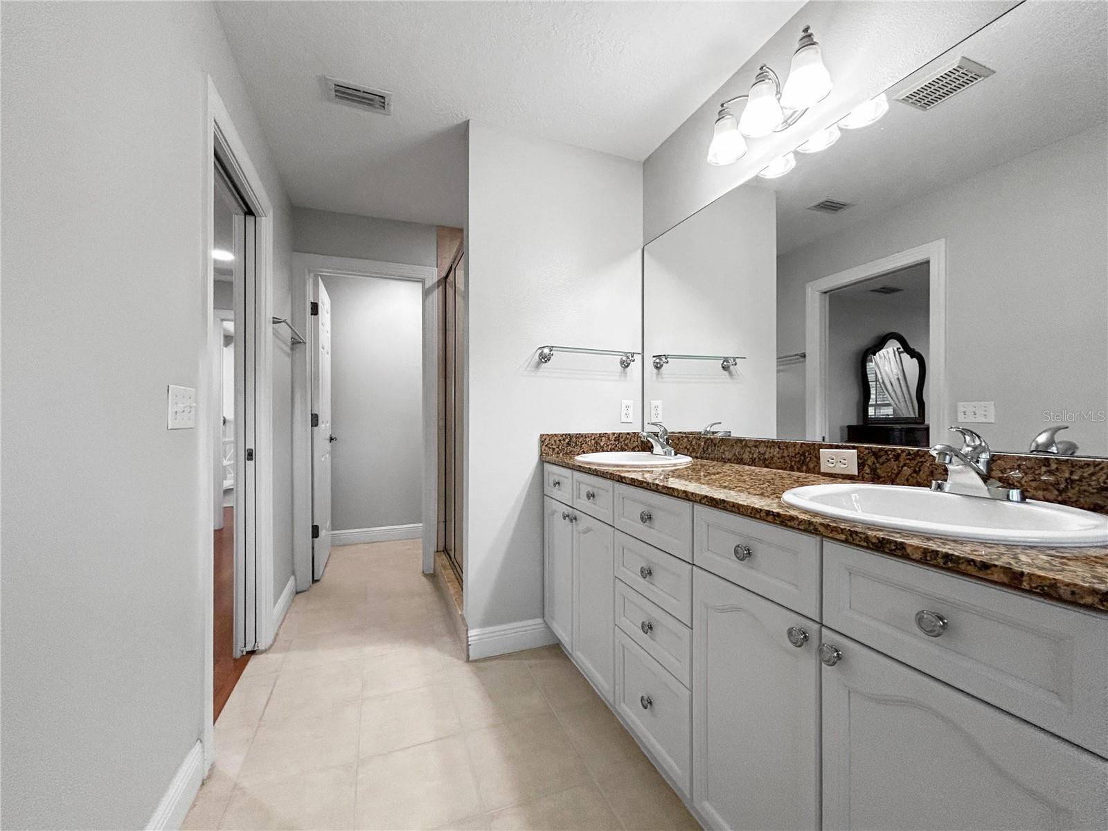 254 VALENCIA CIR, ST PETERSBURG, FL, 33716