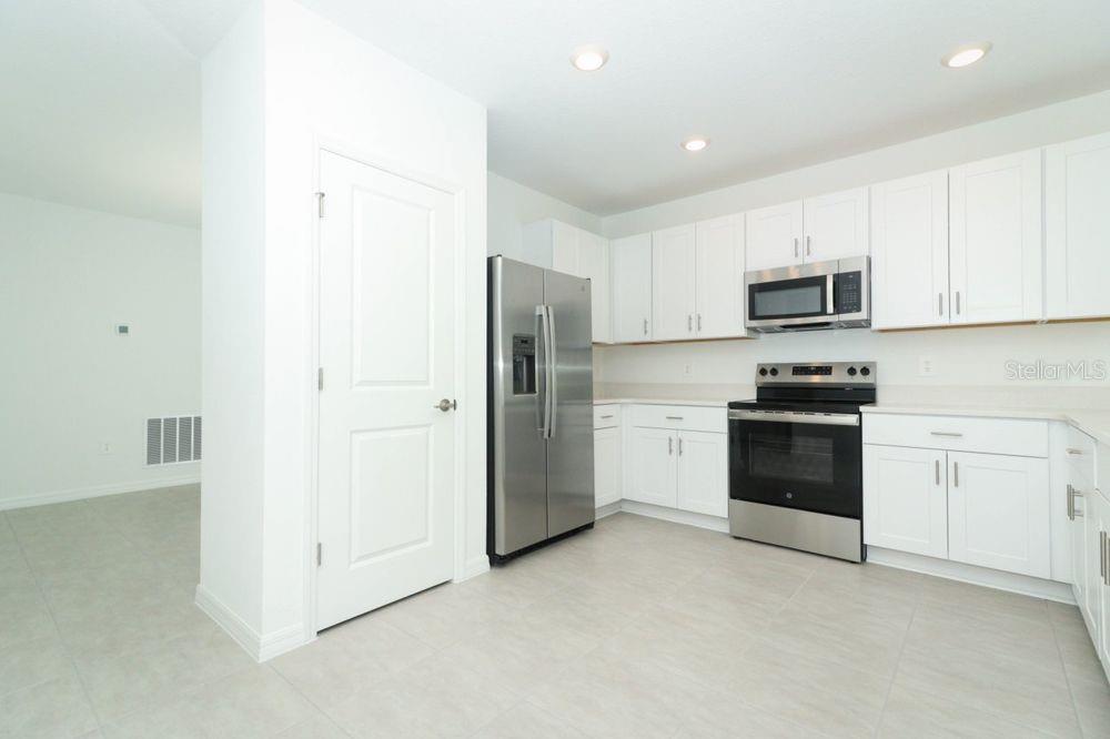 500 WAYLAND DR, HAINES CITY, FL, 33844