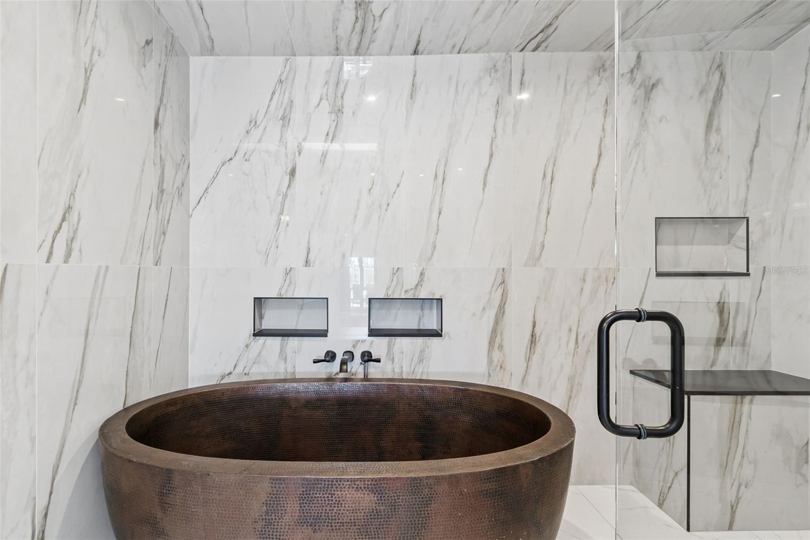 Primary Wet Room w/Steam Shower