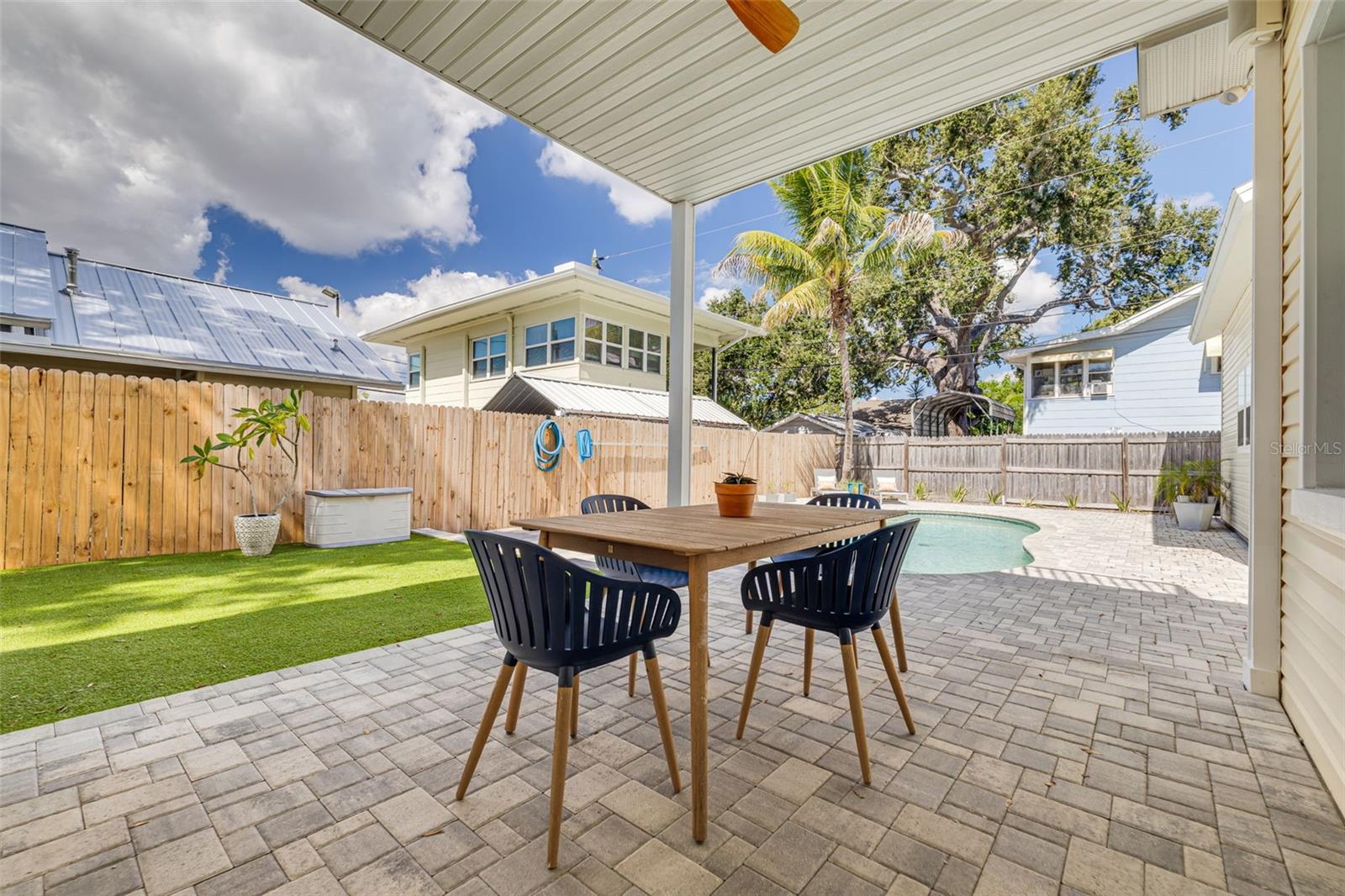 859 23RD AVE N, ST PETERSBURG, FL, 33704