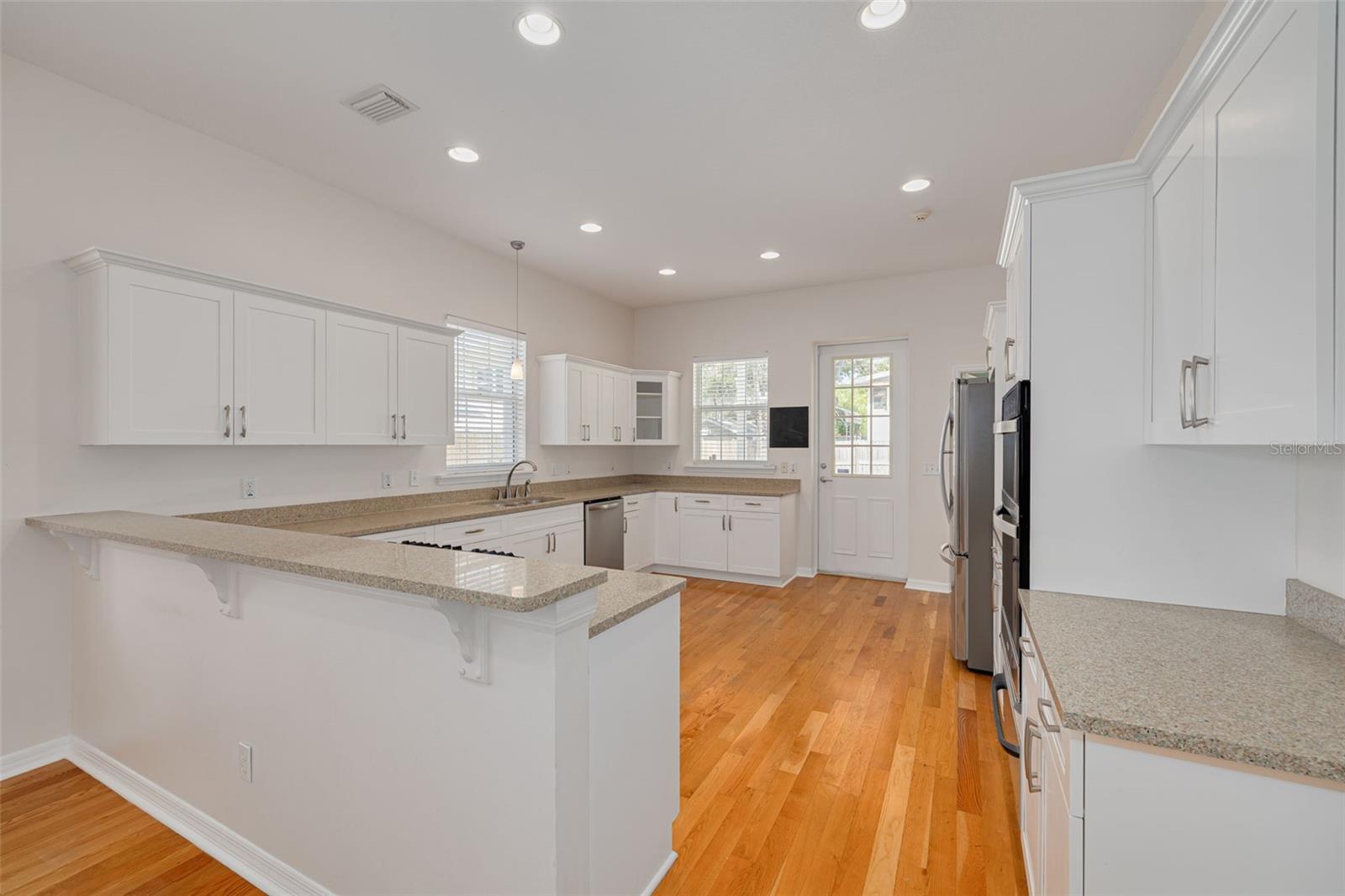 859 23RD AVE N, ST PETERSBURG, FL, 33704