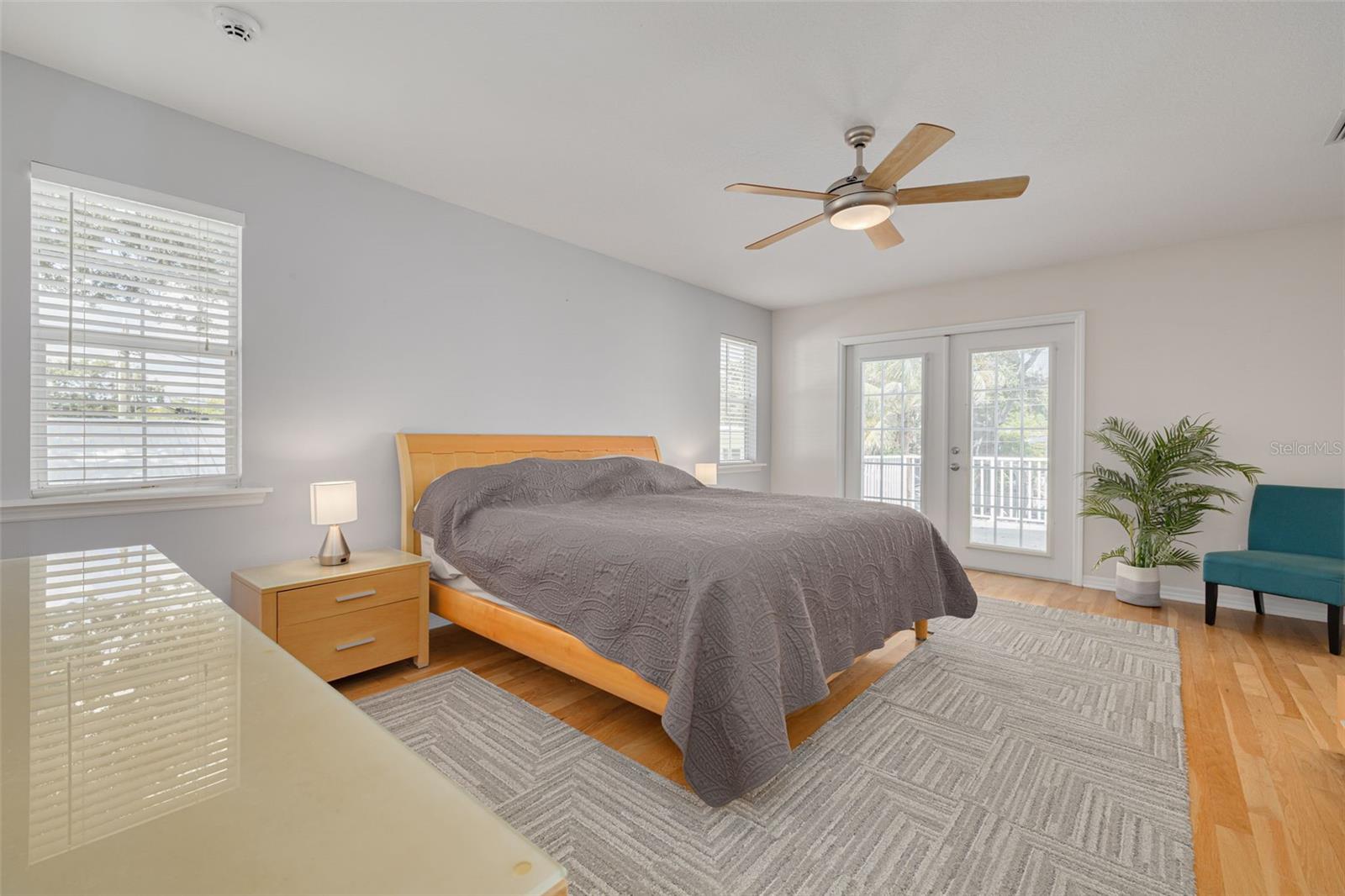 859 23RD AVE N, ST PETERSBURG, FL, 33704