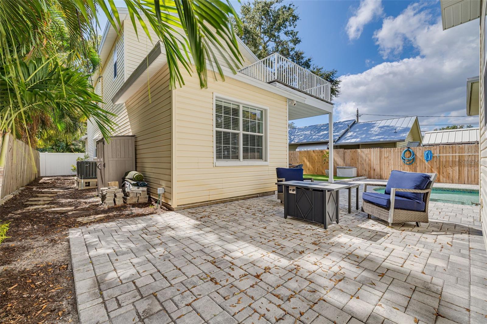 859 23RD AVE N, ST PETERSBURG, FL, 33704