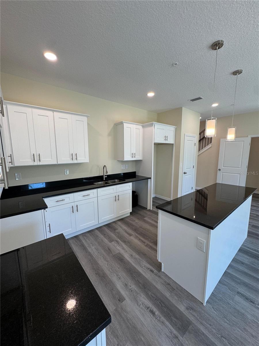 4368 CAMBIO GARDENS COURT, TAMPA, FL, 33610