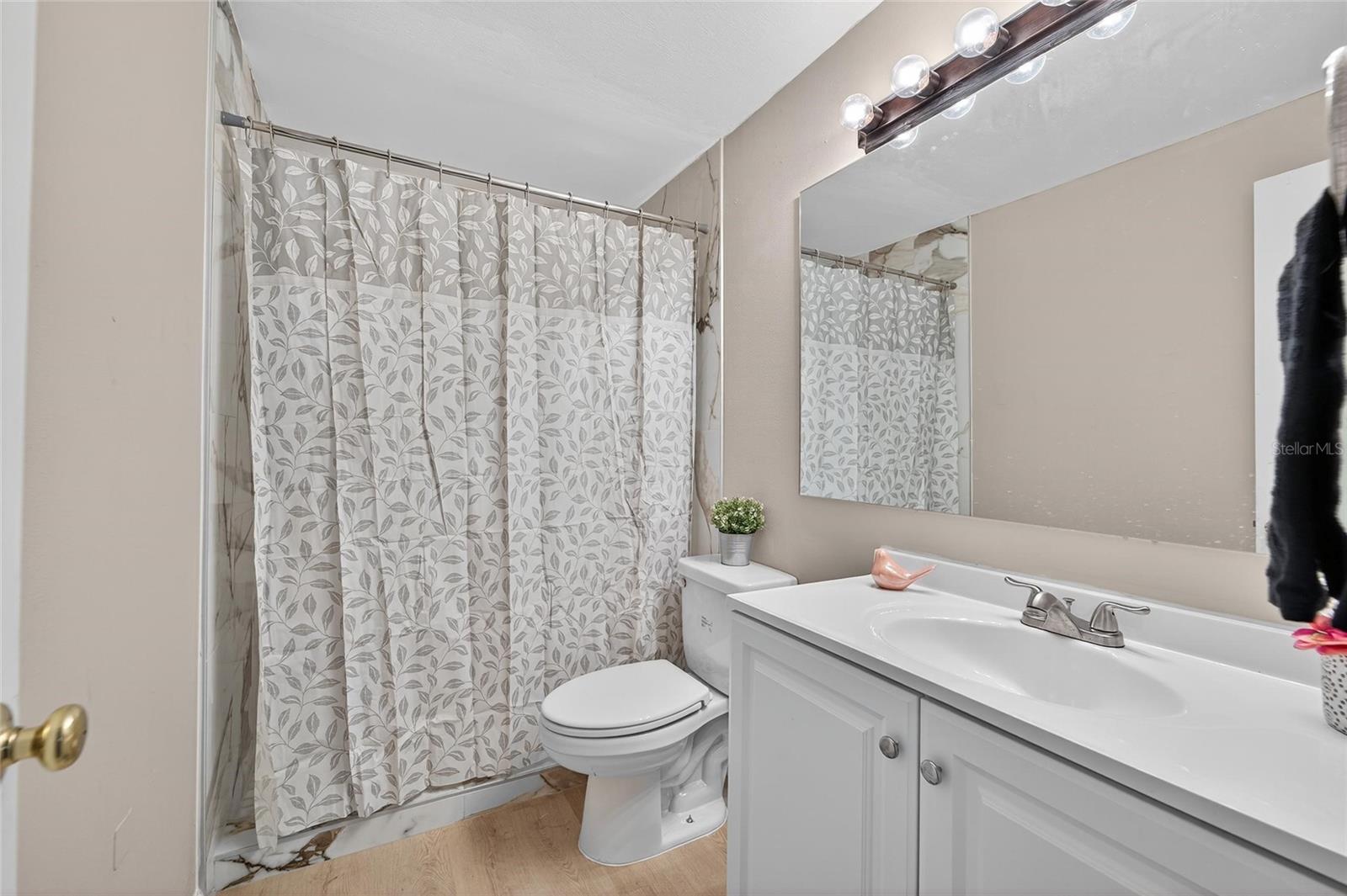 1712 VILLAGE CT, BRANDON, FL, 33511