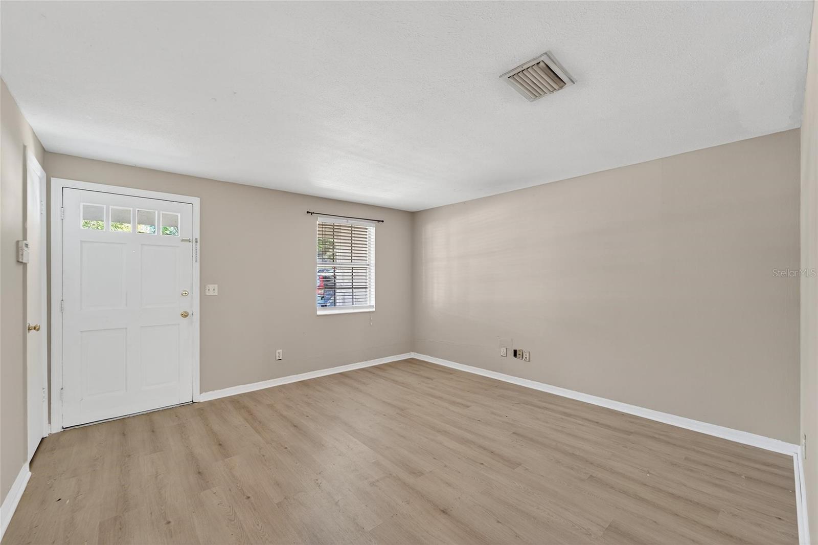 1712 VILLAGE CT, BRANDON, FL, 33511