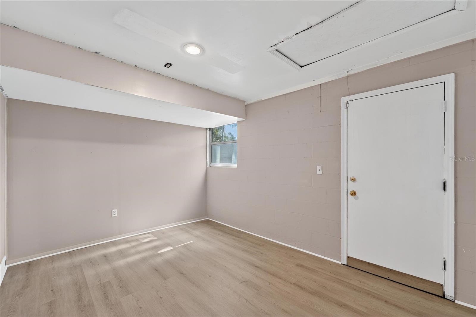 1712 VILLAGE CT, BRANDON, FL, 33511