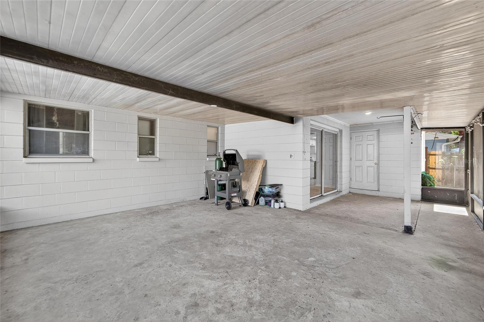 1712 VILLAGE CT, BRANDON, FL, 33511