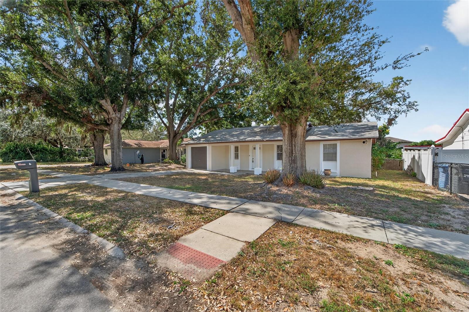 1712 VILLAGE CT, BRANDON, FL, 33511