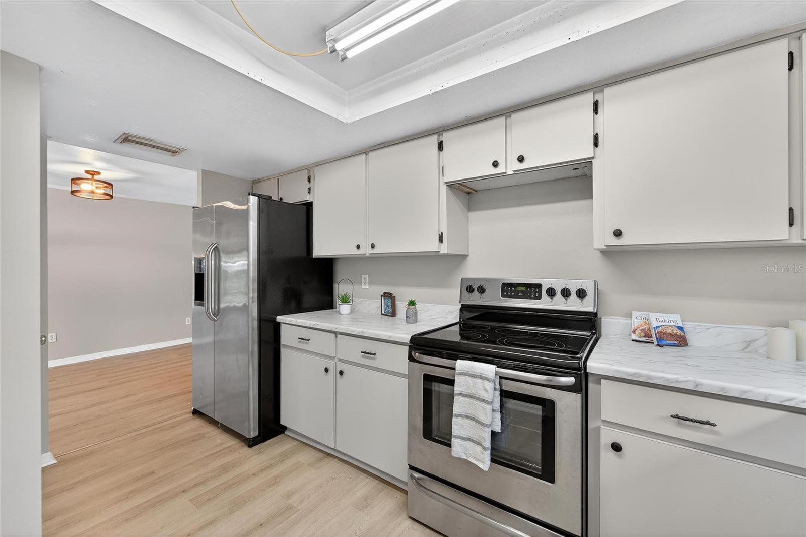 1712 VILLAGE CT, BRANDON, FL, 33511