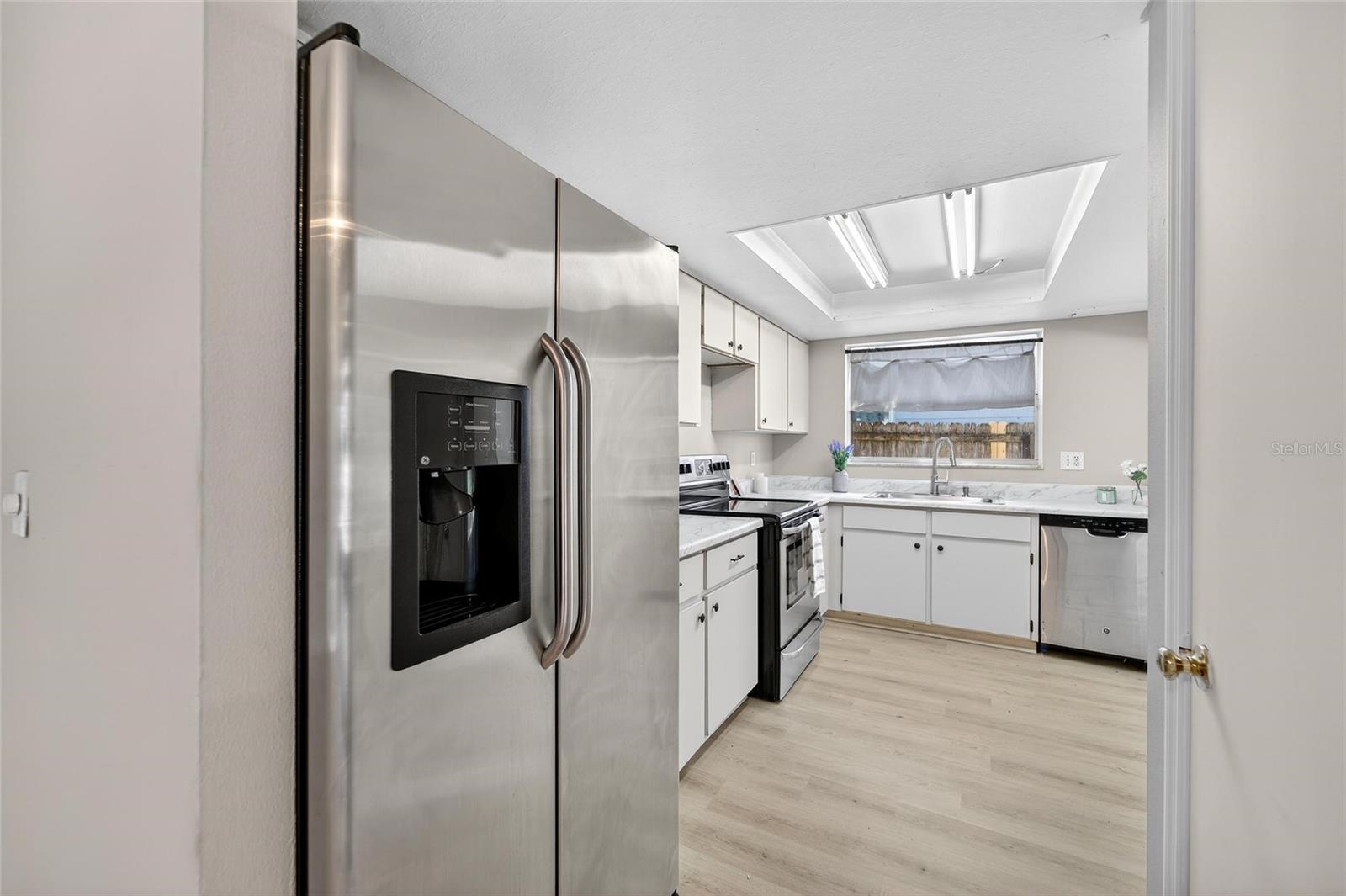 1712 VILLAGE CT, BRANDON, FL, 33511