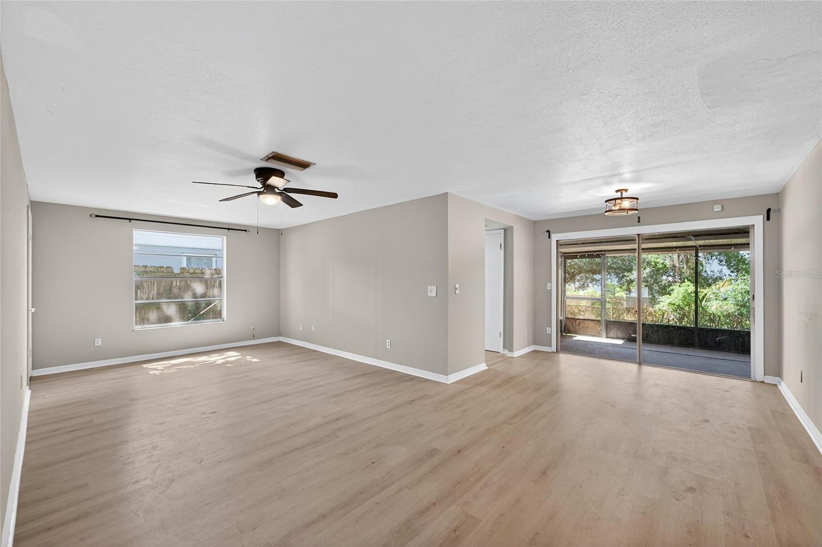 1712 VILLAGE CT, BRANDON, FL, 33511