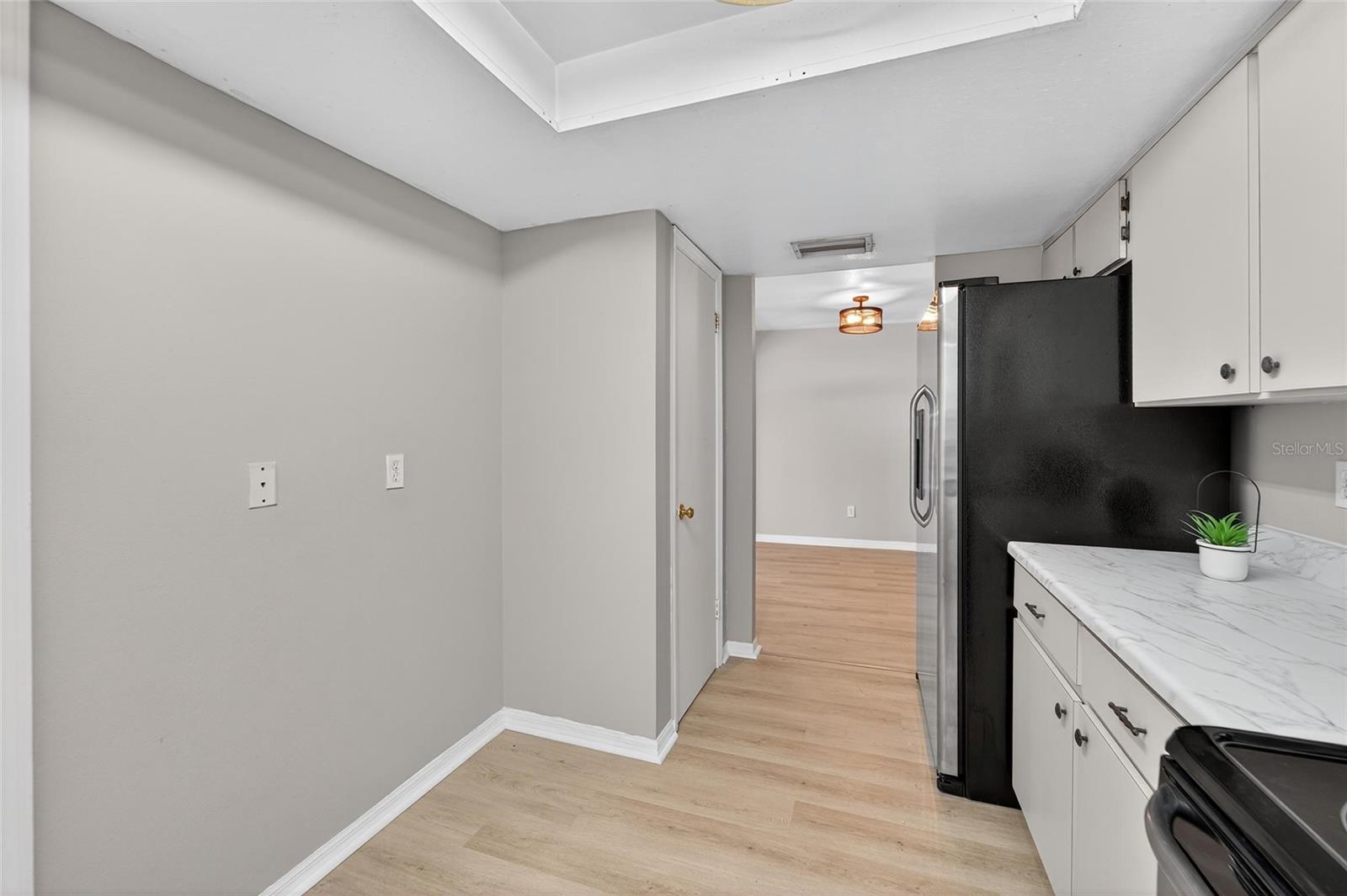 1712 VILLAGE CT, BRANDON, FL, 33511