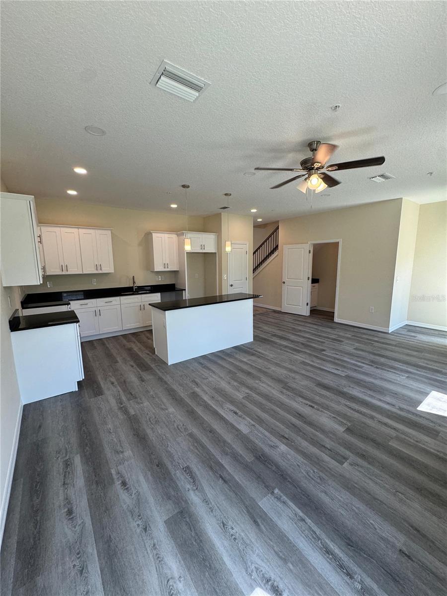 4372 CAMBIO GARDENS COURT, TAMPA, FL, 33610