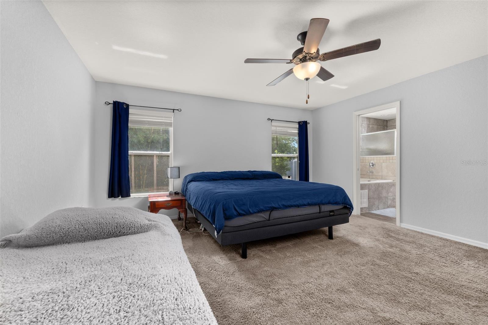 1052 RIVERSHORE AVE, LAKELAND, FL, 33809