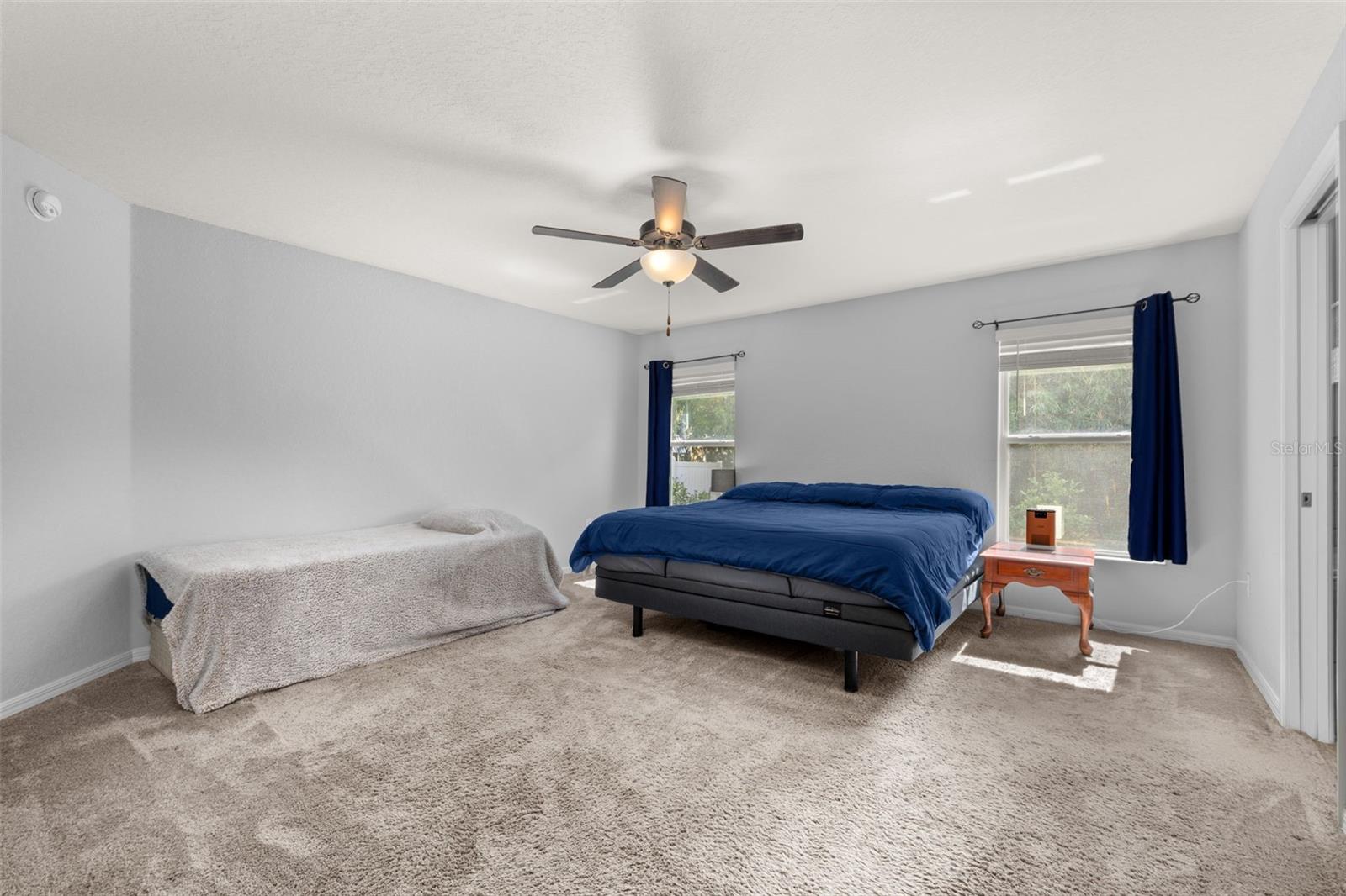 1052 RIVERSHORE AVE, LAKELAND, FL, 33809