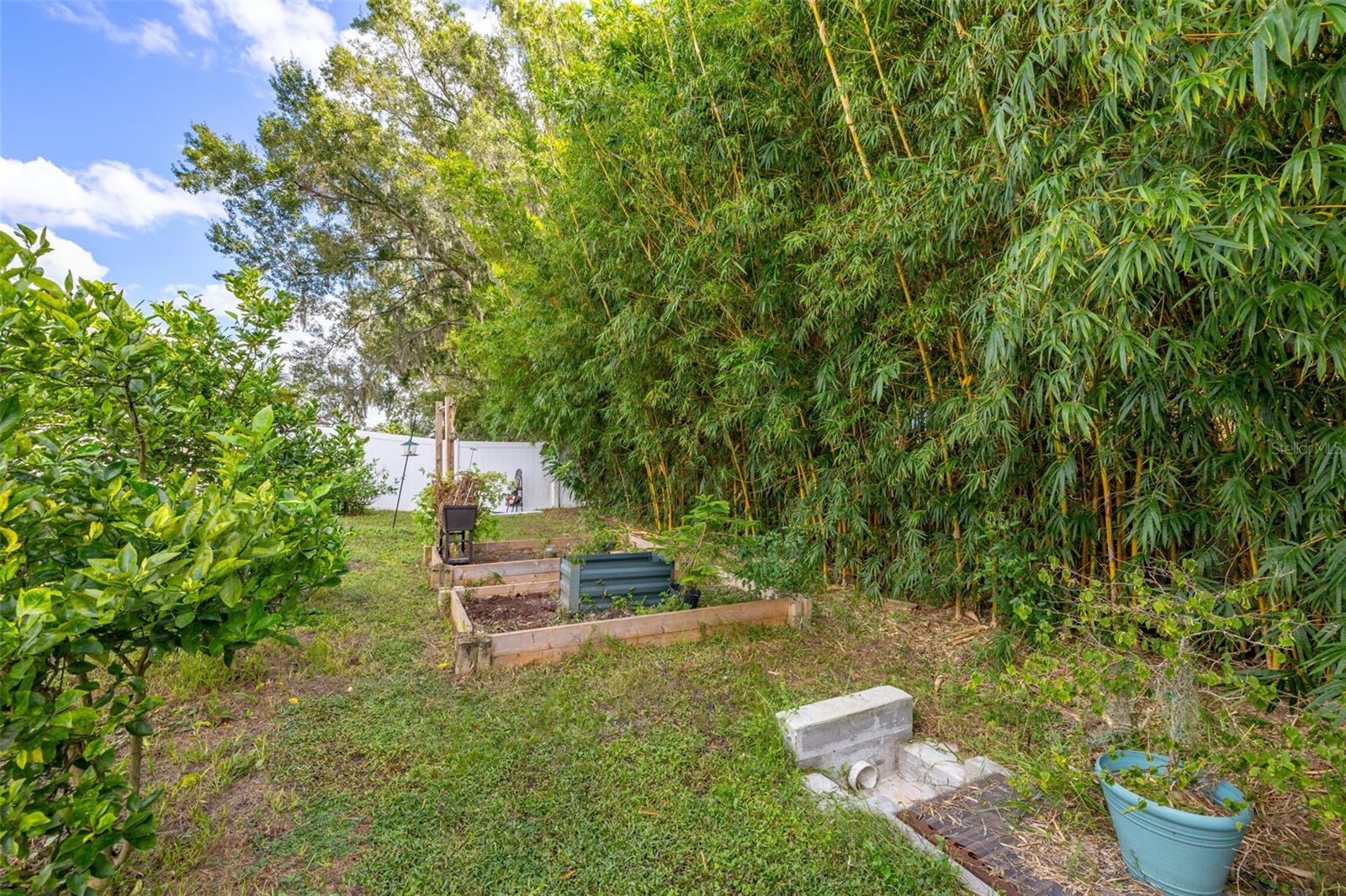 1052 RIVERSHORE AVE, LAKELAND, FL, 33809